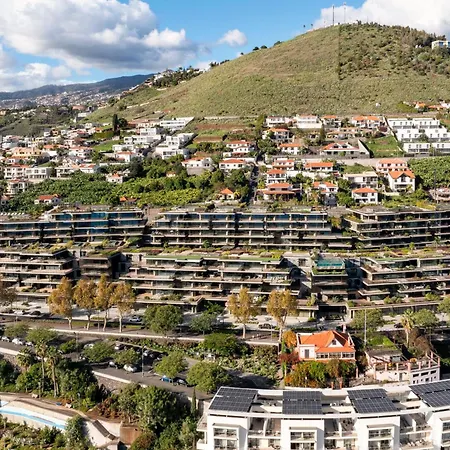 Savoy Monumentalis Vii By An Island 公寓