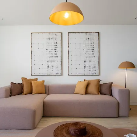 Apartment Savoy Monumentalis Vii By An Island *