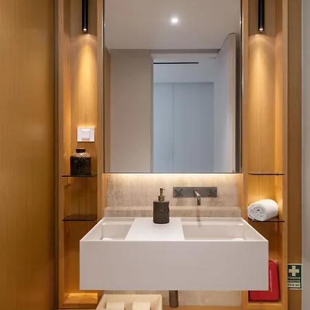 Savoy Monumentalis Vii By An Island Apartment Funchal (Madeira)