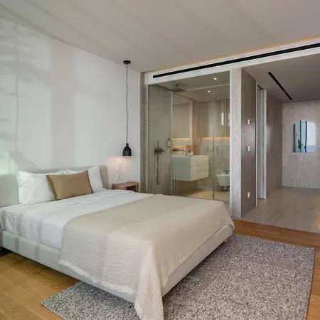 Apartment Savoy Monumentalis Vii By An Island