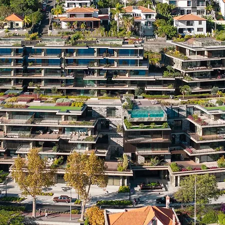 Apartment Savoy Monumentalis Vii By An Island