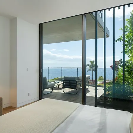 Savoy Monumentalis Vii By An Island Φουνκάλ