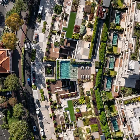 Savoy Monumentalis Vii By An Island Appartement