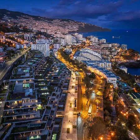 Savoy Monumentalis Vii By An Island Appartement Funchal (Madeira)