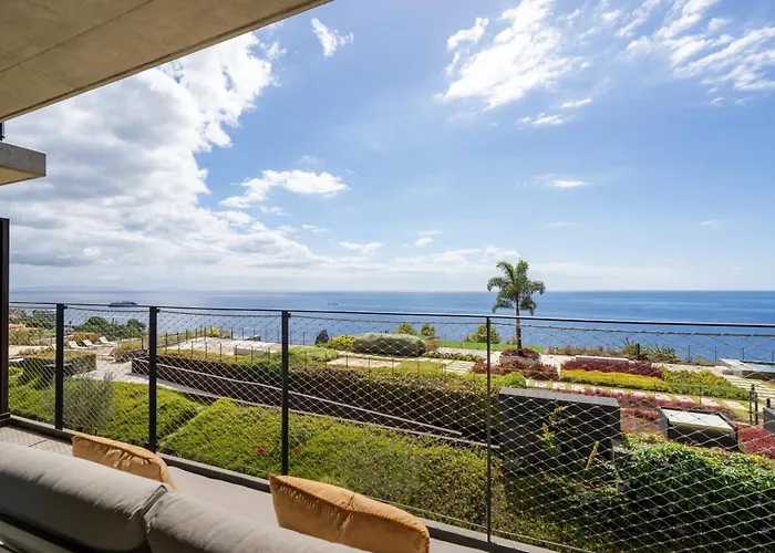 Savoy Monumentalis Vii By An Island Appartamento