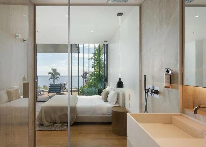 Savoy Monumentalis Vii By An Island