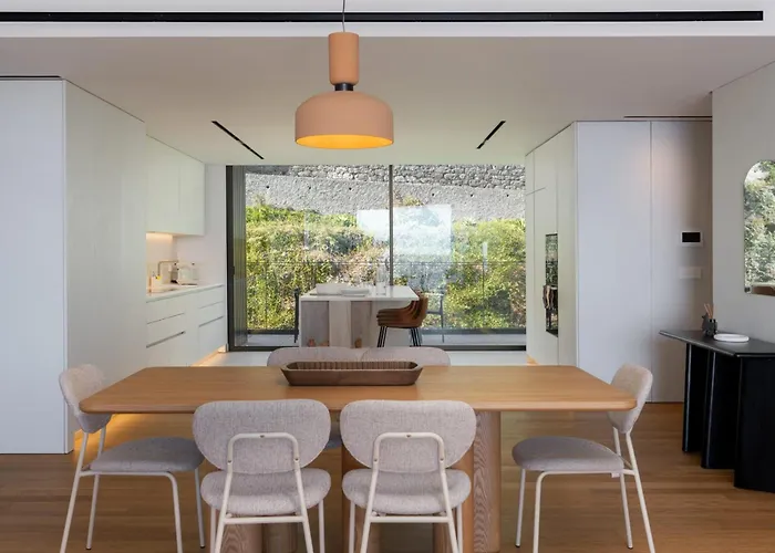 Savoy Monumentalis Vii By An Island Apartmán